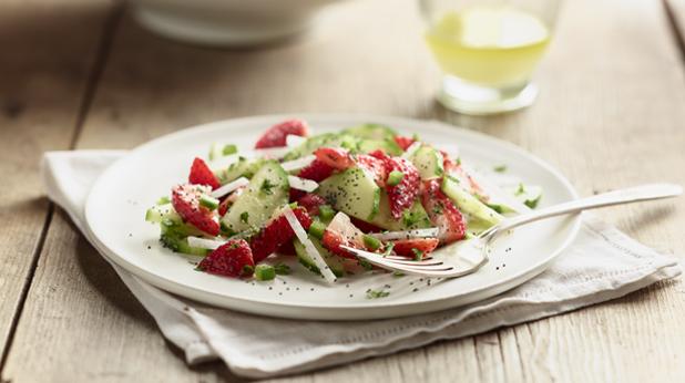 Strawberry Jicama Cucumber Salad